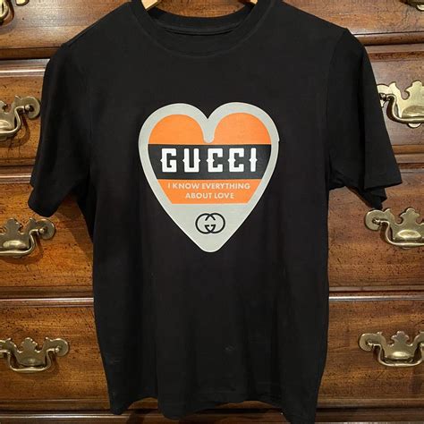 Gucci Sequins Tee T Shirt I KNOW EVERYTHING ABOUT LOVE 